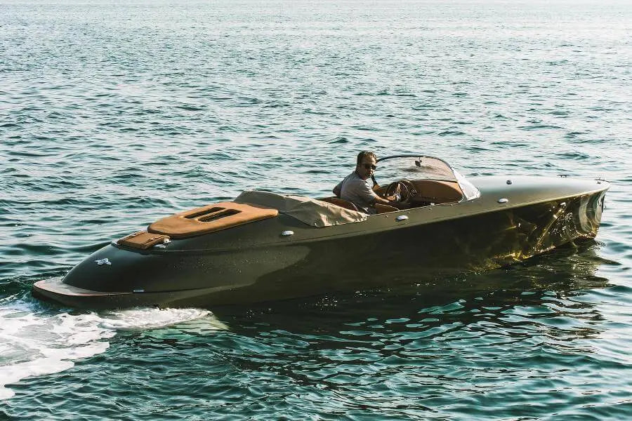 Hermes Speedster (E) Boat