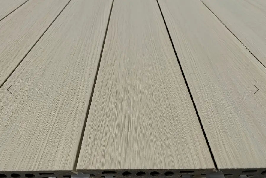 wood plastic composite board for outdoor decking