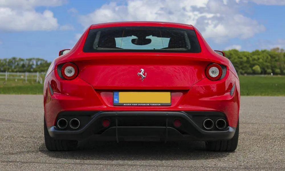 FERRARI FF