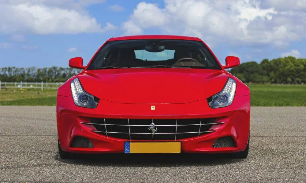 FERRARI FF