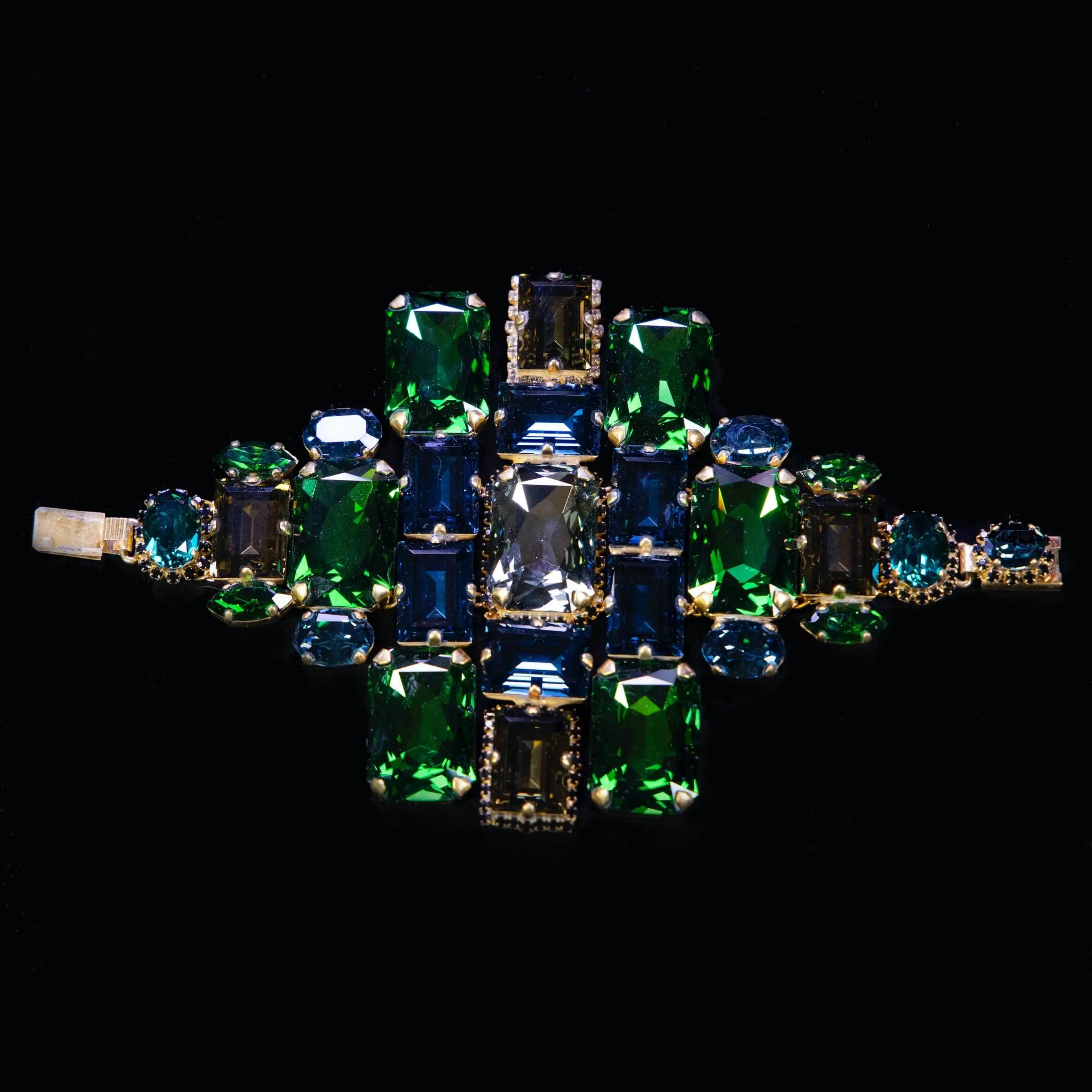 Exclusive Swarovski Crystals Bracelet with metal Ornaments by Kraton Collection