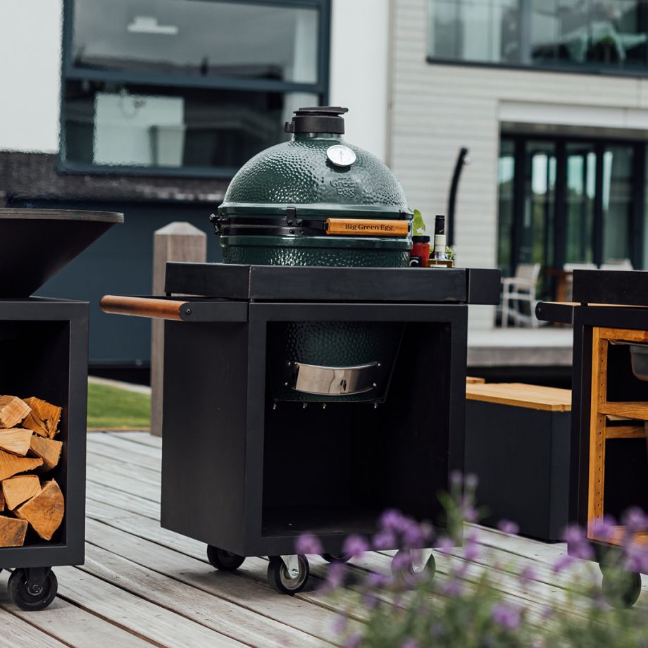 OFYR Grill Kamado Table Black 65 PRO Concrete Base